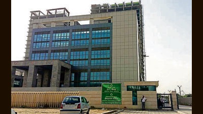 The Noida authority for the first time in March this year executed the registry of 200 apartments after the developer cleared the dues and now 56 more apartments have become eligible for registry. (Vinod Rajput/HT Photo) The Noida authority for the first time in March this year executed the registry of 200 apartments after the developer cleared the dues and now 56 more apartments have become eligible for registry. (Vinod Rajput/HT Photo)