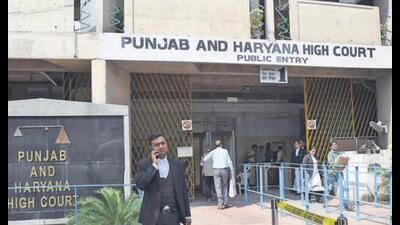 The Punjab and Haryana high court (HC) has stayed adverse remarks by a Mohali court against deputy superintendent of police (DSP) Gursher Singh Sandhu during hearing in an immigration fraud case and sought response of the judicial officer concerned. (HT Photo)