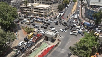 The GMLR, a long-pending project of the  Brihanmumbai Municipal Corporation, will be a 14-km long road, with a combination of tunnels and an elevated road. (HT Photo)