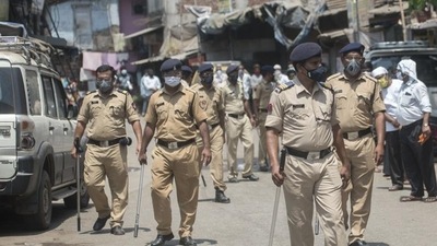 Man robs 20 women under pretext of marriage in Maharashtra, arrested (Representational image) Man robs 20 women under pretext of marriage in Maharashtra, arrested (Representational image)