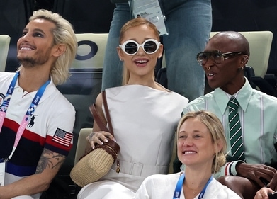 Singer Ariana Grande in the stands during the Women's Qualification. (REUTERS/Mike Blake)