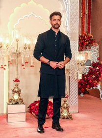 Hrithik Roshan poses for photographs as he arrives to attend Anant Ambani and Radhika Merchant's wedding in Mumbai on July 12, 2024. (File Photo/PTI) Hrithik Roshan poses for photographs as he arrives to attend Anant Ambani and Radhika Merchant's wedding in Mumbai on July 12, 2024. (File Photo/PTI)