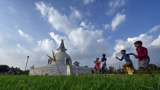Clear skies dominated Delhi’s skyline on Monday. (RAJ K RAJ /HT PHOTO)