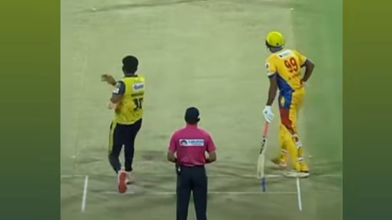 https://www.mobilemasala.com/sports/R-Ashwin-issues-unsparing-defence-after-being-warned-for-leaving-crease-early-during-TNPL-They-dont-know-the-rule-i285249