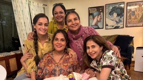 Richa Chadha poses with baby daughter along with ‘masis’ Shabana Azmi, Dia Mirza, Urmila Matondkar and Tanvi Azmi