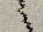 An earthquake of magnitude 4.9 hit California on Monday and trembles were felt in Los Angeles. An earthquake of magnitude 4.9 hit California on Monday and trembles were felt in Los Angeles.