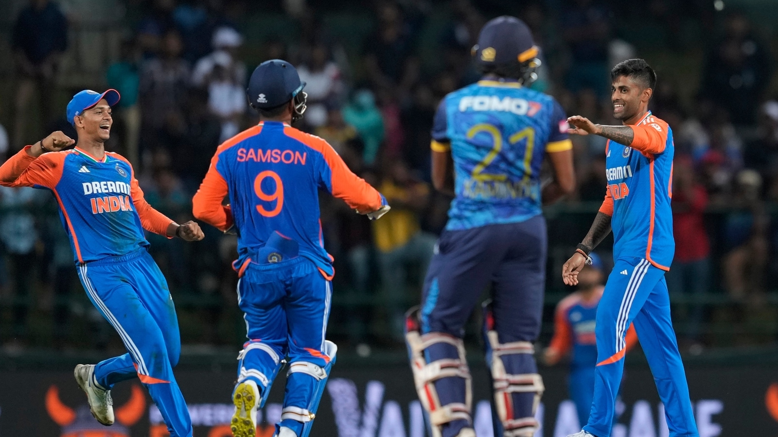 India vs Sri Lanka, 3rd T20I Highlights: IND beat SL in Super Over | Crickit