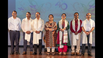 Employees who completed 25 years of service were honoured on the occasion (HT Photo) Employees who completed 25 years of service were honoured on the occasion (HT Photo)