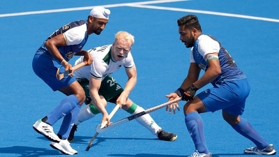 The Irish forwards put up a fightback in the last two quarters but they failed to break the Indian defensive line who was rock-solid throughout 60 minutes. (REUTERS)