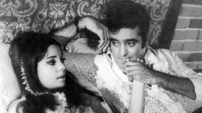 Mumtaz starred opposite Feroz Khan in his 1972 crime-thriller Apradh. The movie was also directed by the late actor who worked with her in movies like Upasana, Mela and Nagin. Mumtaz starred opposite Feroz Khan in his 1972 crime-thriller Apradh. The movie was also directed by the late actor who worked with her in movies like Upasana, Mela and Nagin.