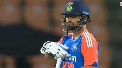 Rinku Singh was dismissed for 1 immediately after the commentator said 'he should've been India's World Cup squad' Rinku Singh was dismissed for 1 immediately after the commentator said 'he should've been India's World Cup squad'