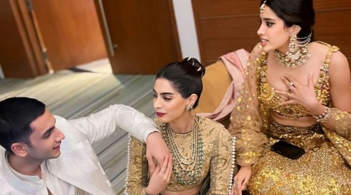 Khushi Kapoor, Vedang Raina and Janhvi Kapoor at the Ambani wedding (Photo: Instagram)