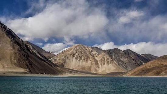 Temperature rose sharply across Ladakh leading to fast melting of snow and glaciers. (File)