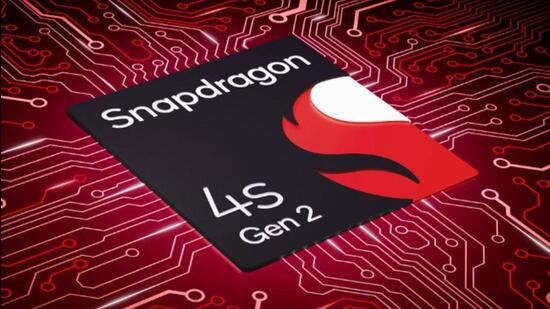 This is the first time the 4-series chips in Snapdragon’s line-up, have an “s” iteration, to keep costs down. (Official photo)