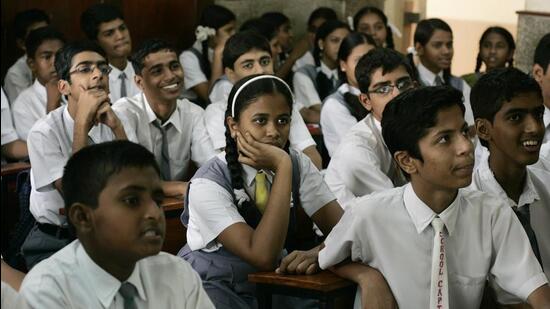 Under this campaign, the education department officials will visit and inspect the various schemes implemented for the students from classes 1 to 12. (HT PHOTO) Under this campaign, the education department officials will visit and inspect the various schemes implemented for the students from classes 1 to 12. (HT PHOTO)