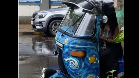 Snapshot of the Starry Night auto rickshaw. 