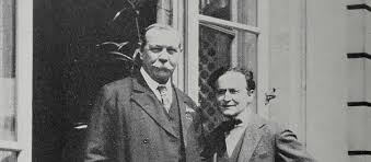 Sir Arthur Conan Doyle with Harry Houdini.