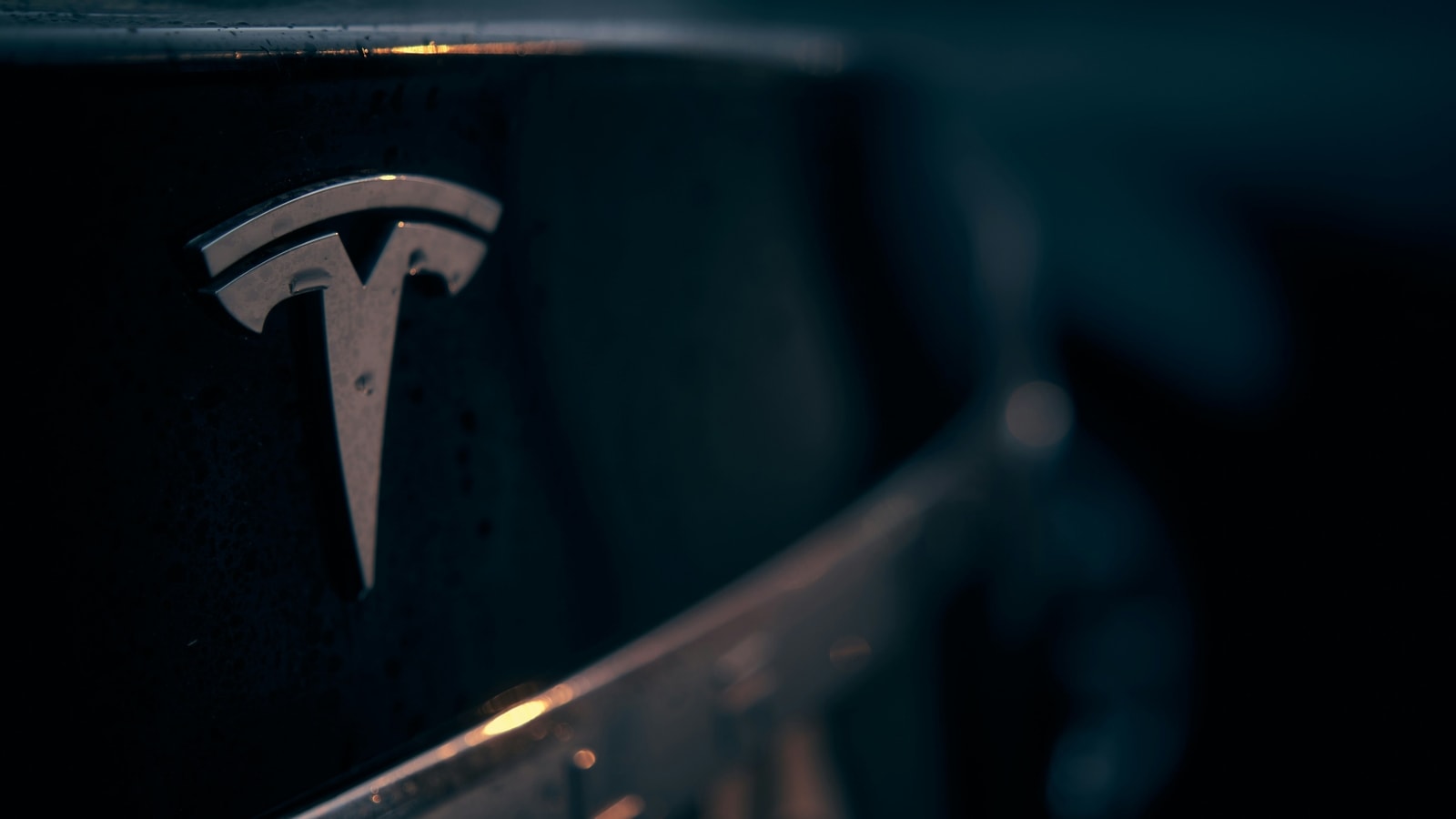 Tesla Recalls Over 1.8 Million Vehicles in the US Due to Hood Latch Issue
