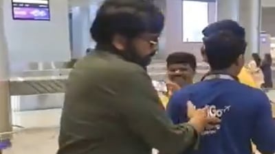 Chiranjeevi pushed a fan aside when he tried to click a selfie. Chiranjeevi pushed a fan aside when he tried to click a selfie.