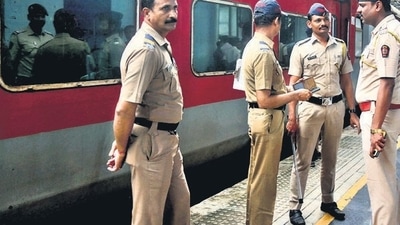 Mumbai, India – July 31, 2023: Police personnel inspect the Jaipur-Mumbai Central Express on board which a Railway Protection Force (RPF) jawan shot dead four people near Palghar railway station, at Mumbai Centrel, in Mumbai, India, on Monday, July 31, 2023. (Photo by Bhushan Koyande/HT Photo) (Hindustan Times) Mumbai, India – July 31, 2023: Police personnel inspect the Jaipur-Mumbai Central Express on board which a Railway Protection Force (RPF) jawan shot dead four people near Palghar railway station, at Mumbai Centrel, in Mumbai, India, on Monday, July 31, 2023. (Photo by Bhushan Koyande/HT Photo) (Hindustan Times)