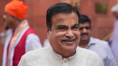 Nitin Gadkari (PTI) Nitin Gadkari (PTI)