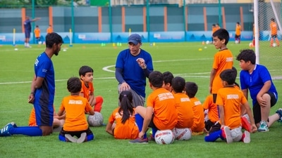 Former English footballer Terry Phelan is dreaming to revolutionize Indian football Former English footballer Terry Phelan is dreaming to revolutionize Indian football