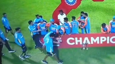 Gautam Gambhir refused spotlight after classy gesture from India players Gautam Gambhir refused spotlight after classy gesture from India players
