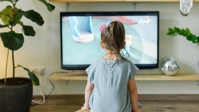 Get smart TVs from brands like Xiaomi, Mi, Samsung, and more (Pexels) Get smart TVs from brands like Xiaomi, Mi, Samsung, and more (Pexels)
