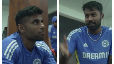 When Hardik Pandya addressed Suryakumar Yadav directly in the dressing room, the camera focused on him, who had an awkward smile on his face. When Hardik Pandya addressed Suryakumar Yadav directly in the dressing room, the camera focused on him, who had an awkward smile on his face.