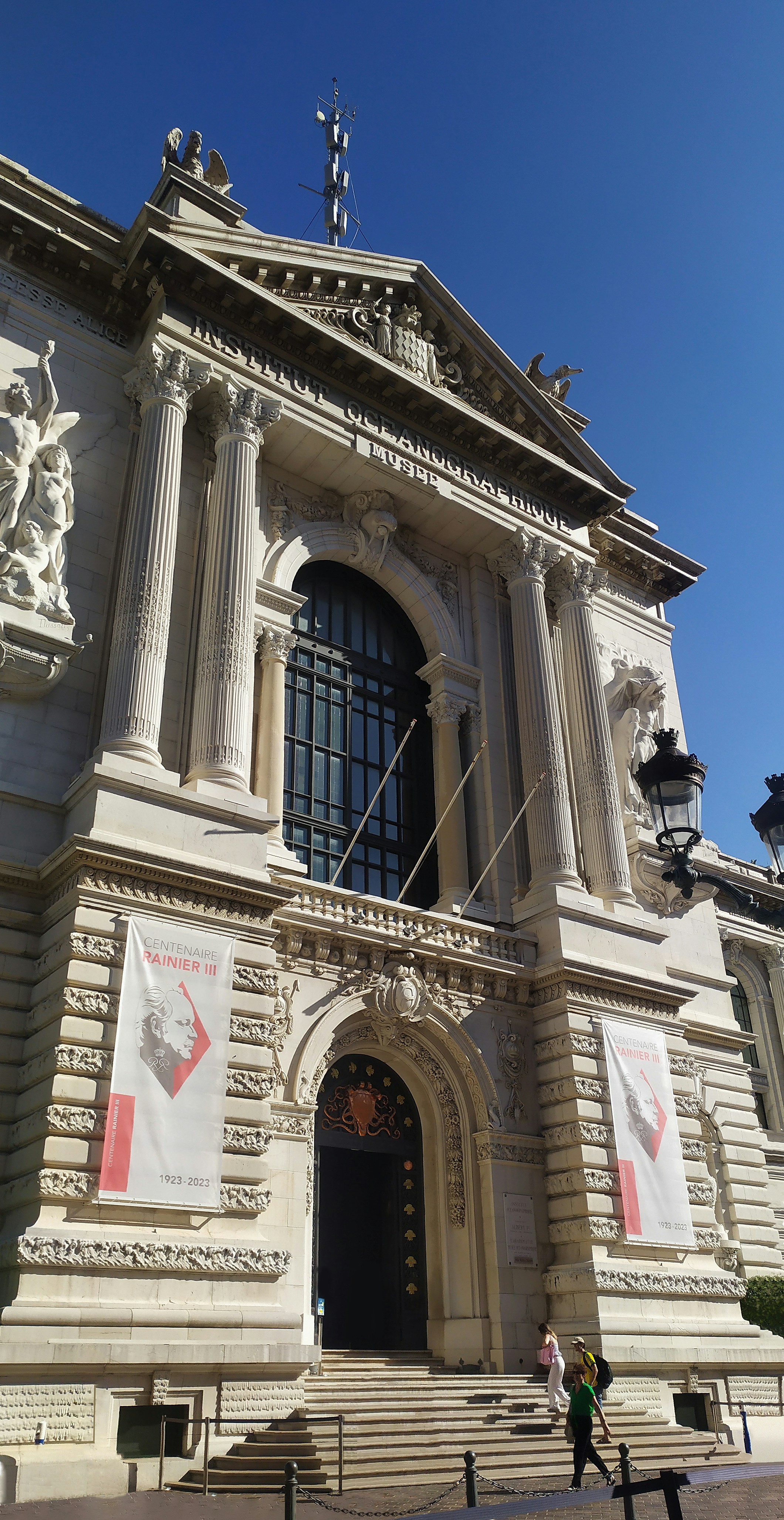 The museum is located by the sea to study marine life.