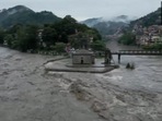 A view shows the overflowing river Beas following heavy rains in Kullu district in the northern state of Himachal Pradesh, India. (ANI) A view shows the overflowing river Beas following heavy rains in Kullu district in the northern state of Himachal Pradesh, India. (ANI)