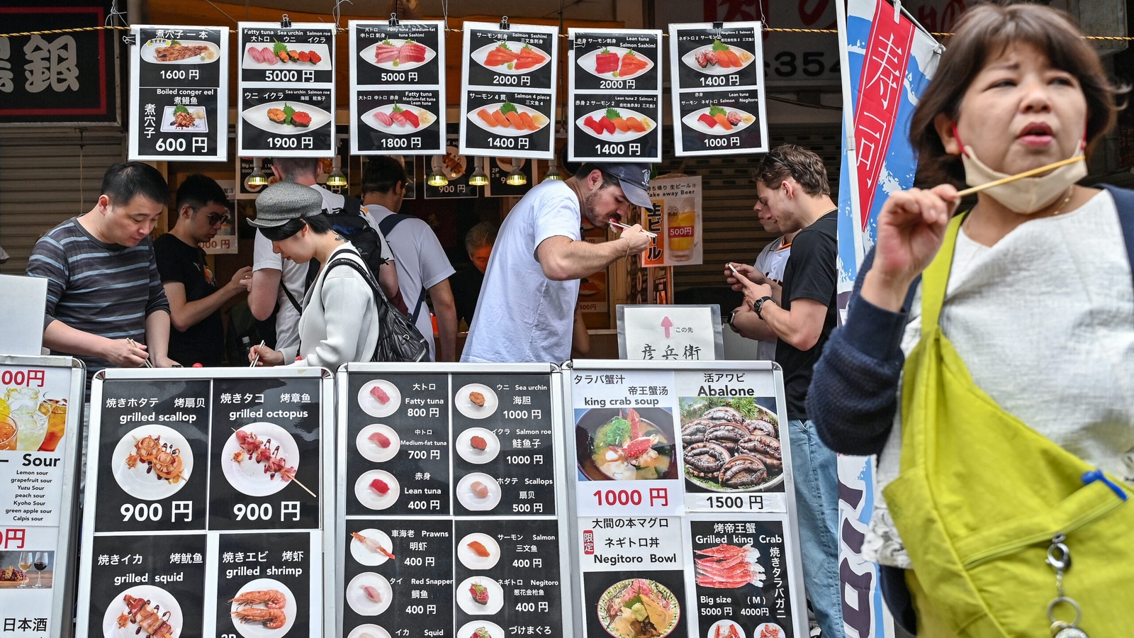 Record-setting tourist influx and heatwaves lead to sharp decline in Japan’s rice stockpile