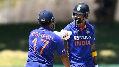Rishabh Pant and KL Rahul will battle it out for the wicketkeeper's role in the Indian team for the first ODI vs Sri Lanka. (ANI) Rishabh Pant and KL Rahul will battle it out for the wicketkeeper's role in the Indian team for the first ODI vs Sri Lanka. (ANI)
