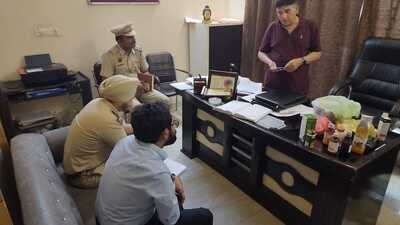 The raid was carried out by Kalka sub-divisional magistrate (SDM) SDM Lakshit Sareen and Panchkula ASP Manpreet Singh following a tip-off. (HT Photo)