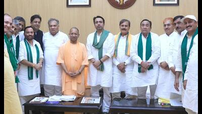 Union minister and RLD chief Jayant Chaudhary met chief minister Yogi Adityanath in Lucknow on August 1. (Sourced) Union minister and RLD chief Jayant Chaudhary met chief minister Yogi Adityanath in Lucknow on August 1. (Sourced)