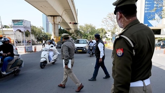 Additional Director General of Police (Traffic and Road Safety) Alok Kumar SAID 155 persons sped at more than 130 kmph on Bengaluru-Mysuru Highway on July 25. (PIC FOR REPRESENTATION). (Sunl Ghosh/HT Photo)