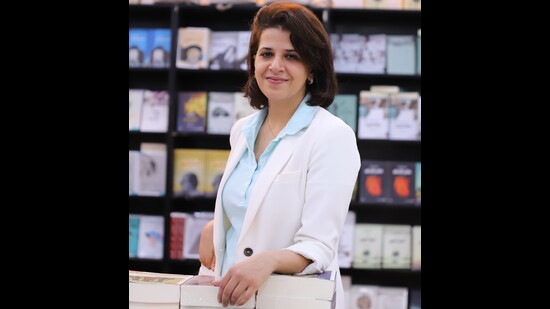 Bothayna Al-Essa (Wikipedia) Bothayna Al-Essa (Wikipedia)