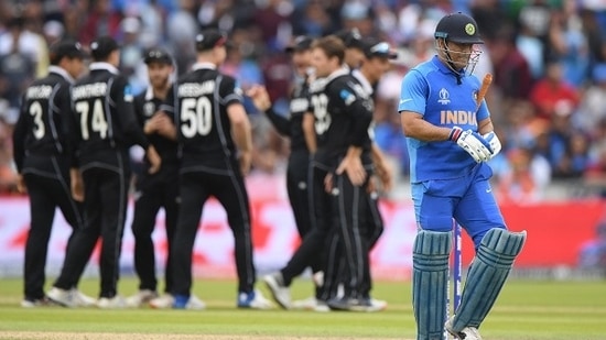 MS Dhoni makes his final walks back in India jersey.(Getty)