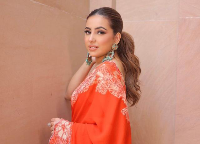 Shradha Luthra’s hack is to wait in between applications of your moisturiser, primer, and foundation. Shradha Luthra’s hack is to wait in between applications of your moisturiser, primer, and foundation.