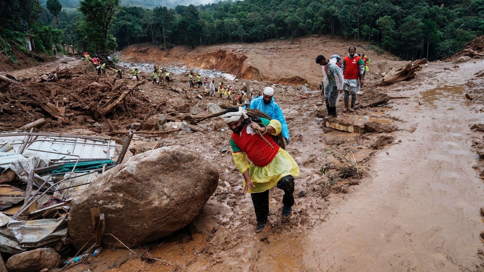 Wayanad landslides: 4 found alive in Kerala's Mundakkai on Day 4 of rescue operations