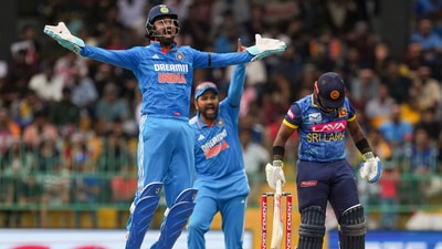 Rohit Sharma and KL Rahul go up in an appeal (PTI)