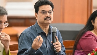Delhi University to use Class 12 marks for UG admission if seats remain vacant , says vice-chancellor Yogesh Singh (Vipin Kumar/HT Photo) Delhi University to use Class 12 marks for UG admission if seats remain vacant , says vice-chancellor Yogesh Singh (Vipin Kumar/HT Photo)