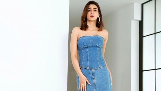 With an off-shoulder corset denim top like actor Kriti Sanon, your date night outfit is sorted(Photo: Instagram)