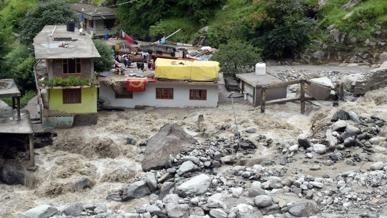 50 dead in areas affected by cloudburst in Himachal, says minister; heavy rain to continue in Kerala