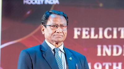 Ashok Kumar at the Hockey India awards earlier this year. (Hockey India)