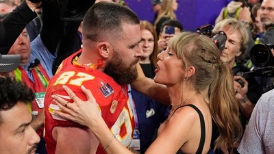 FILE = Kansas City Chiefs tight end Travis Kelce and Taylor Swift are soon to be engaged. (AP Photo/John Locher, File) (AP)