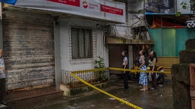 Mumbai, India - Aug. 2, 2024: A 55-year-old physiotherapist and her husband were found dead in the premises of the Topiwala co-operative housing society on Friday morning. Police suspect that the man killed his wife and jumped from the terrace of the building for unknown reasons. in Mumbai, India, on Friday, August 2, 2024. (Photo by Satish Bate/ Hindustan Times) (Hindustan Times) Mumbai, India - Aug. 2, 2024: A 55-year-old physiotherapist and her husband were found dead in the premises of the Topiwala co-operative housing society on Friday morning. Police suspect that the man killed his wife and jumped from the terrace of the building for unknown reasons. in Mumbai, India, on Friday, August 2, 2024. (Photo by Satish Bate/ Hindustan Times) (Hindustan Times)