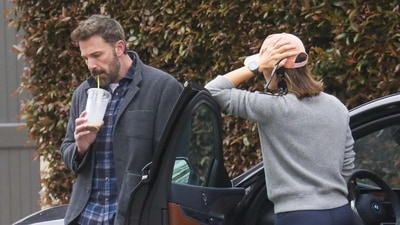 Ben Affleck and ex-wife Jennifer Garner spotted in Brentwood schoolyard (New York Post) Ben Affleck and ex-wife Jennifer Garner spotted in Brentwood schoolyard (New York Post)