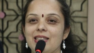 Atmaja Kasat, 45, was walking home to her home in Virar when the accident took place. HT Photo Atmaja Kasat, 45, was walking home to her home in Virar when the accident took place. HT Photo