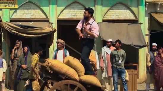 A screengrab of Ram Charan's deleted scene from RRR.